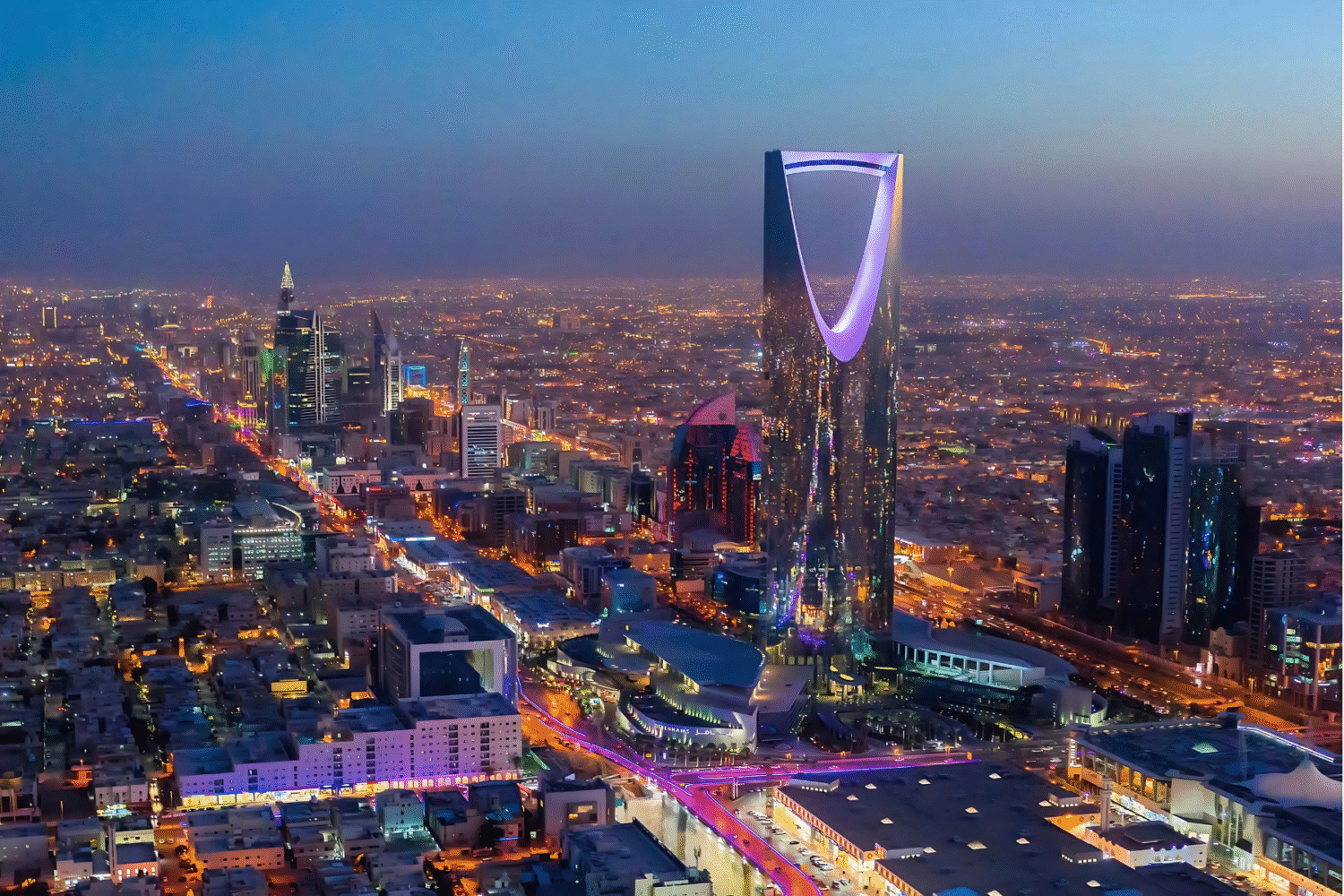 Scenic view of Singapore featuring iconic landmarks and modern attractions, ideal for travelers booking tours from Delhi with Tripvedas Yatra & Holidays, one of the best travel agencies in Delhi and India.