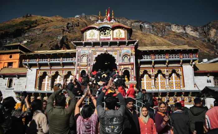 Helicopter Yatra to Kedarnath and Badrinath in 4 days from Delhi