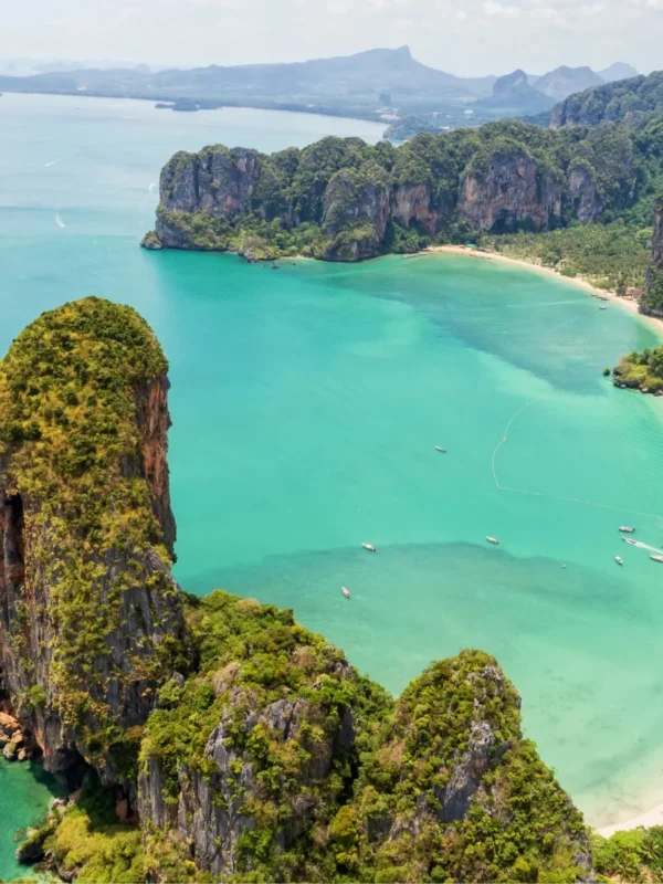 Scenic view of Thailand’s pristine beaches during the 6N/7D Krabi, Phuket, and Phi Phi Island tour, offering travelers a perfect blend of adventure, relaxation, and tropical island experiences.