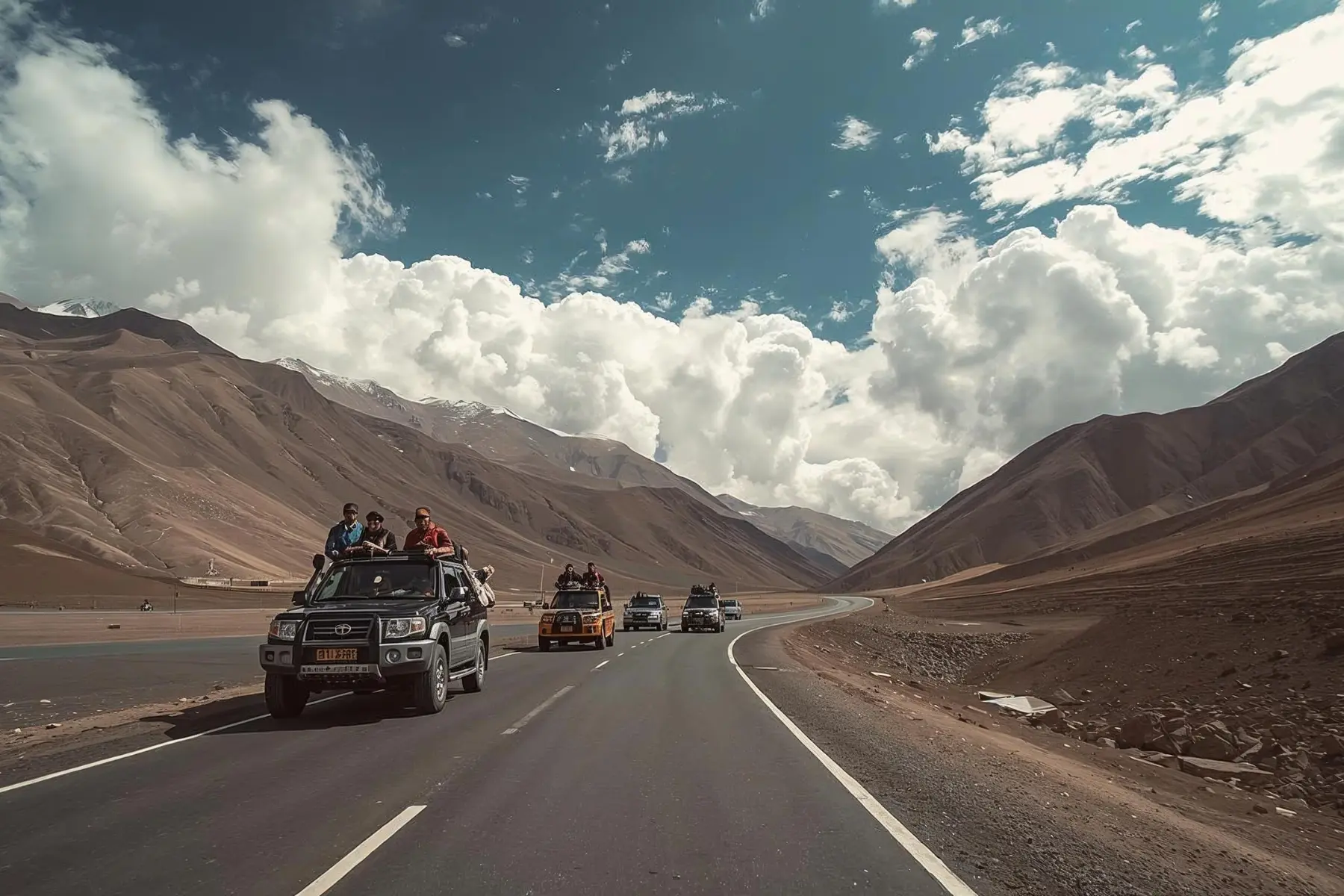 Spiti Valley expedition covering Kaza and Chandratal Lake